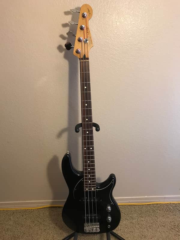 Fender Urge MIM 1993-1994 Black image 1