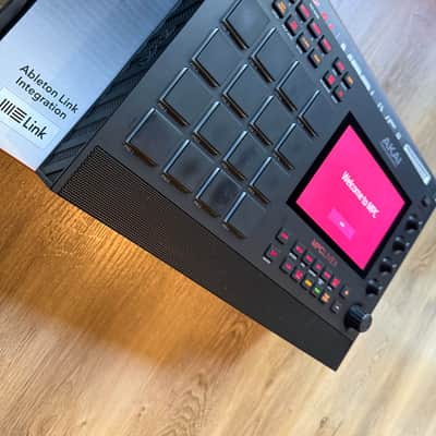 Akai MPC Live II Standalone Sampler / Sequencer with 1TB SSD included image 3