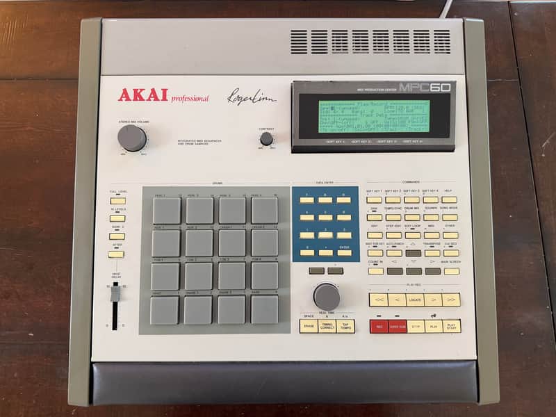 Immagine Akai MPC60 Drum Sampler MPC 60 w/ Memory Expansion and Upgrades - 1