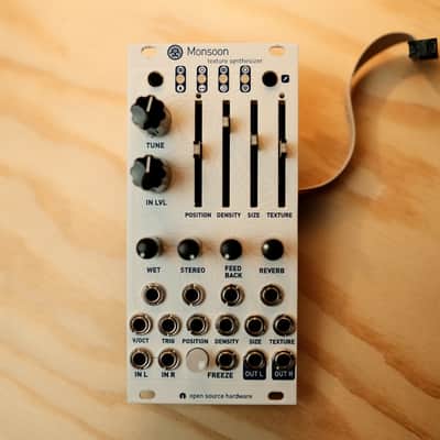 Momo Modular Monsoon (uBurst+) Mutable Instruments Clouds Clone 2020 - Magpie White Textured image 1