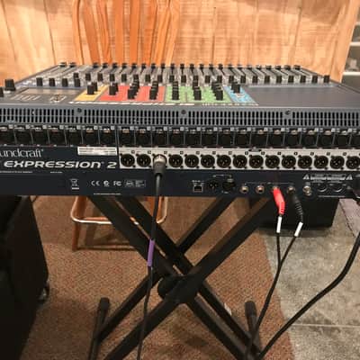 Soundcraft Si Expression 2 24-Channel Digital Mixer (with case) image 3