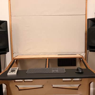 Bazel Studio Desk Maximus 12U Maple Finish image 3