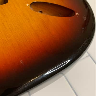 Allparts Stratocaster Body 4.0lbs 3 color sunburst image 11