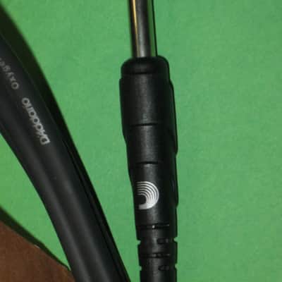 TWO new in package D'Addario Classic Series Instrument Cable Straight to Straight, 10ft. PW-CGT-10, Black / ultra-pure, oxygen-free copper coaxial conductor with dense spiral shielding in a low capacitance design / Double molded plug design image 17