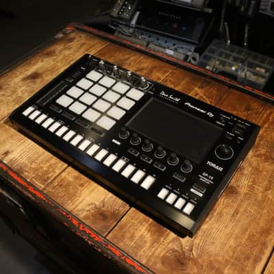 Pioneer Toraiz SP-16 Sampler and Sequencer 2010s - Black imagen 2