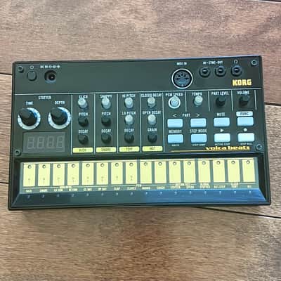 Korg Volca Beats Analog Rhythm Machine Synthesizer - Black image 3