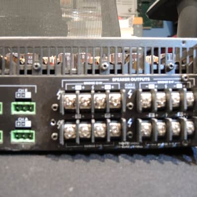 Lab Gruppen C 10:8X, 8 x 125W (eight channels) image 6