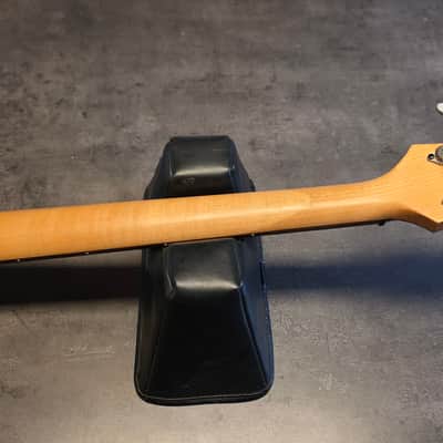 Jackson USA JJ Bass Custom Shop Interference Hot Rod Flames Flip-Flop Color Change 32" Medium Short Scale Scott Ian Music Man Stingray Pickup 18V Preamp American Slap Bass Guitar image 14
