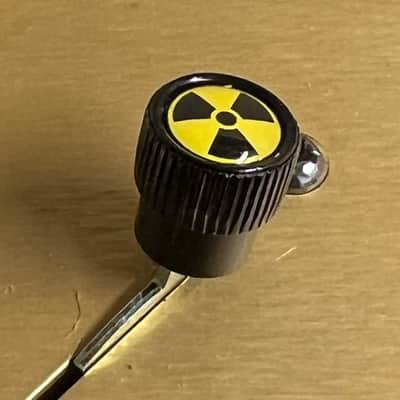 Kinnatone RadioActive Fallout Switch tip for Blade style switch 3 or 5 way Black Strat tele image 2