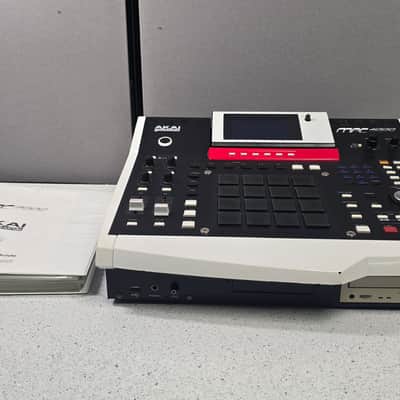 Akai MPC4000 with Owners Manual & Flight Case image 10
