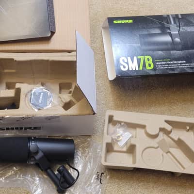 Shure SM7B Cardioid Dynamic Microphone 2001 - Present Black image 2