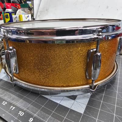 Slingerland 6 lug Snare 1970 - Gold glitter image 7