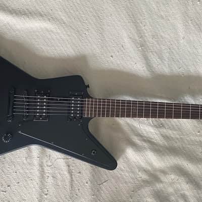 Epiphone '58 Goth Explorer w/Gibson Soft Case image 2