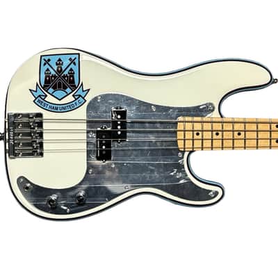 Fender Steve Harris Sign. P-Bass. Olympic White w/ Maple * IN STOCK* image 1