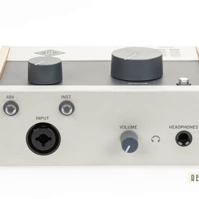 Universal Audio VOLT176 USB Recording Studio - Ex Demo image 5
