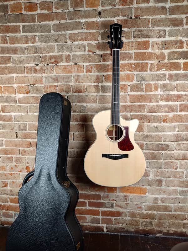 Eastman AC Solid Heritage AC422CE-LTD-KOA | Natural image 1