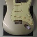 Fender Robert Cray Artist Series Signature Stratocaster 2011 Inca Silver