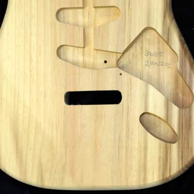 Aged Barnwood Pine Strat Style body - 2lbs12oz #3685 *IMPORT CHARGES INCLUDED image 4
