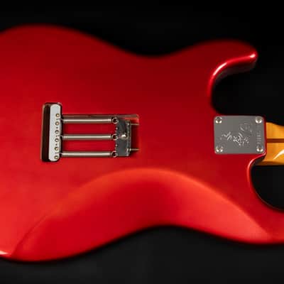 2005 Fender Artist Series Eric Johnson Signature Stratocaster with Maple Fretboard - Candy Apple Red | USA First Production Year Collector's Condition Quartersawn Maple Neck 3.38kg | OHSC image 11