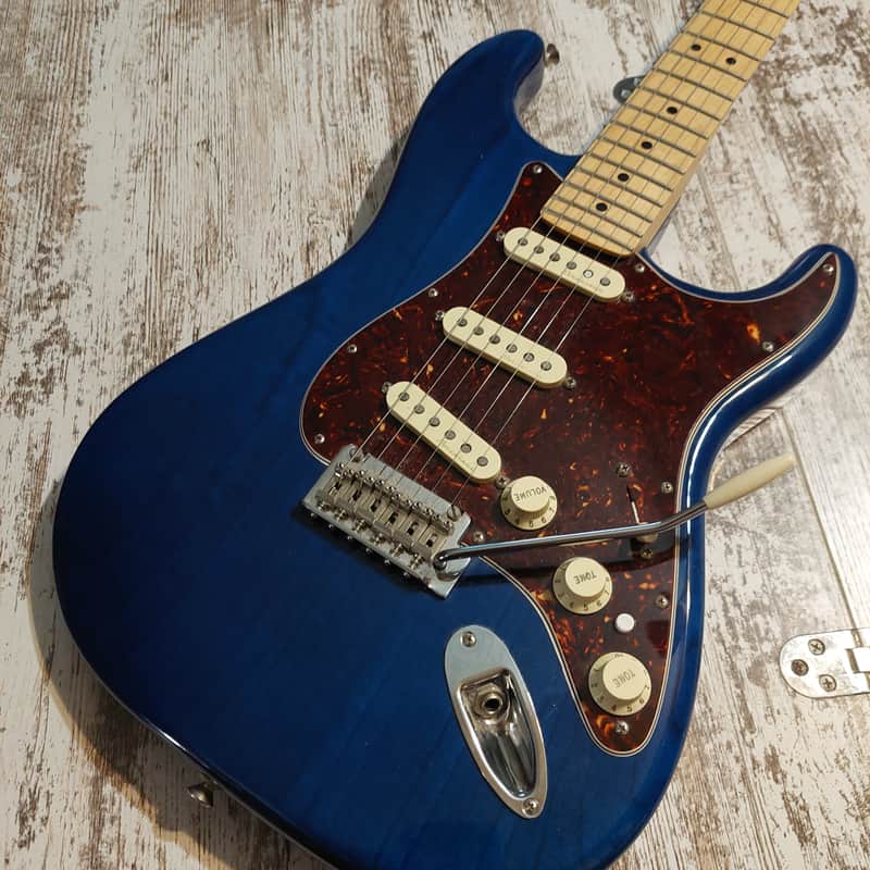 Fender Deluxe Players Stratocaster | Reverb