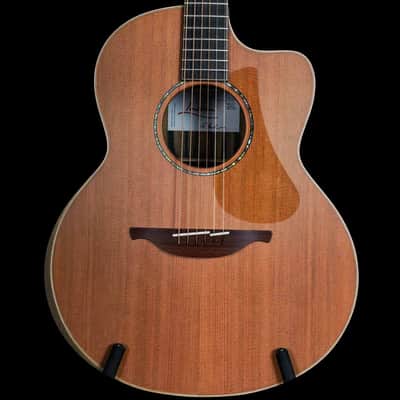 Lowden F-35c Sinker Redwood/Ebony Acoustic Guitar with Body Bevel image 3