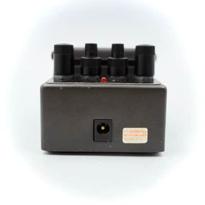 Boss MT-2 Metal Zone Distortion Guitar Effect Pedal IF72805 image 7