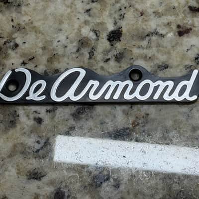 DeArmond Amp or case logo emblem badge image 1
