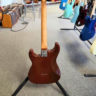 New Squier Classic Vibe '70s Stratocaster HSS HT Hardtail Electric Guitar - Mocha image 7