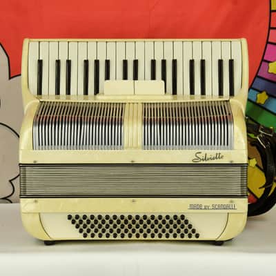 Used Scandalli Silvietto Student Accordion with Case image 1