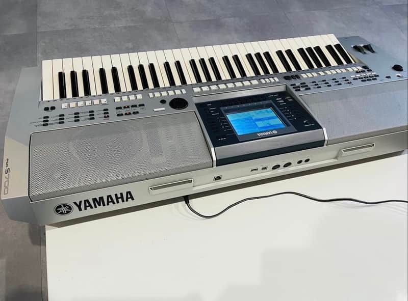 Yamaha PSR S700 Keyboard workstation | Reverb