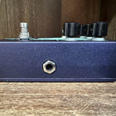 Walrus Audio Julia Chorus / Vibrato 2017 - 2019 - Purple image 2