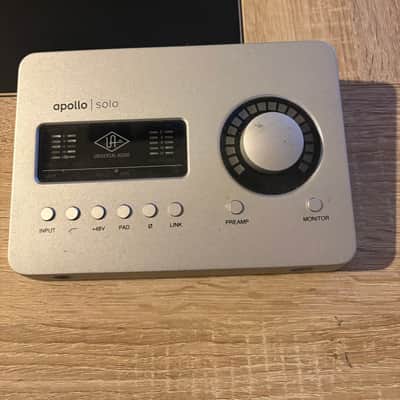 Universal Audio Apollo Solo Heritage Edition Thunderbolt 3 Audio Interface 2020 - Present - Silver image 1