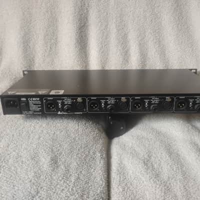dbx 1074 image 2