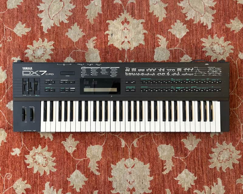 Yamaha DX7IIFD 61-Key 16-Voice Digital Synthesizer | Reverb Australia