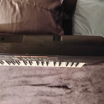 Yamaha PSR-E253 61-Key Portable Keyboard 2010s - Black image 8
