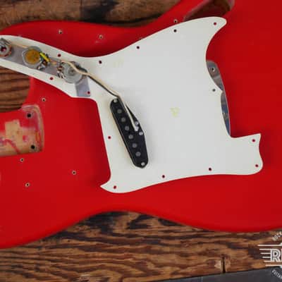 Fender Bronco - 1967 - Red image 16