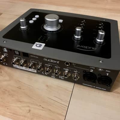 Audient iD22 Desktop USB Audio Interface imagen 2