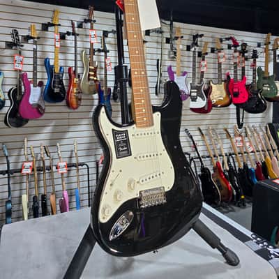Fender Player Stratocaster LH - Black w/ Pau Ferro FB & PLEK*D #916 image 3