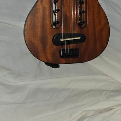 Traveler MK3 Escape Mark III Mahogany - Natural image 1