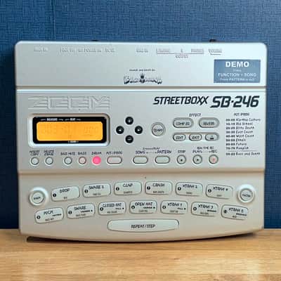 [Very Rare!] Zoom StreetBoxx SB-246 Drum Machine