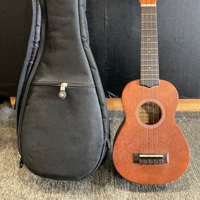 Consignment Makala MK-S Soprano Uke with Bag (A. Fong) image 1