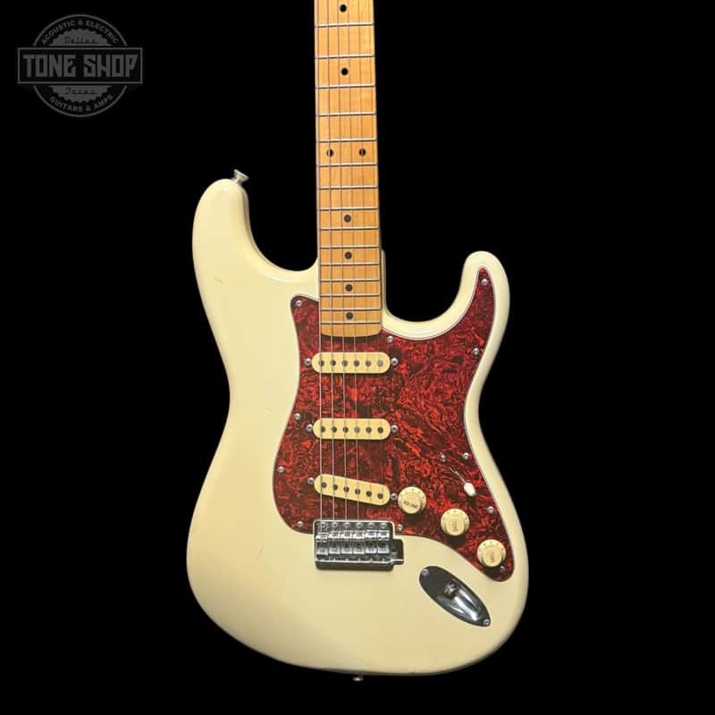 Used 1984 Squier MIJ Stratocaster White w/Case TFW3850 image 1