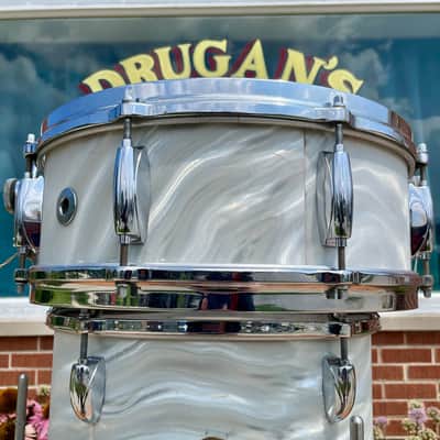 1960s Gretsch Name Band 5.5x14 Snare Silver (White) Satin Flame image 6