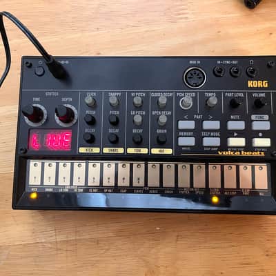 Korg Volca Beats Analog Rhythm Machine 2010s - Black WITH PSU