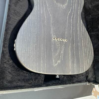 Patrick James Eggle The Oz 2018 - Open pore black grained image 8