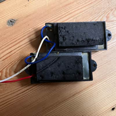 Squier Standard Series Precision Bass Guitar Pickup Indonesia 2000 image 3