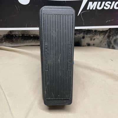 Dunlop JH-1 Jimi Hendrix Signature Model Wah Wah Pedal - missing battery cover image 2