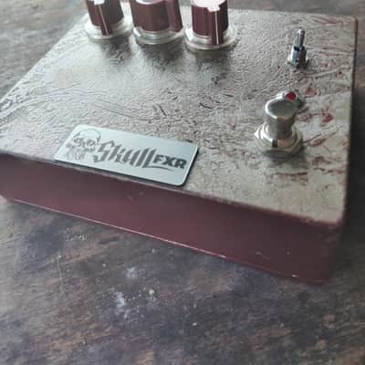 SkullFXR Perk DeLuxe 2025 - Burgundy and Gold image 1