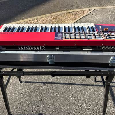 Nord Lead 2 49-Key 12-Voice Polyphonic Synthesizer
