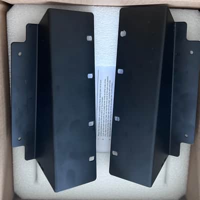 Allen & Heath CQ18T Rack Mount kit ears image 1